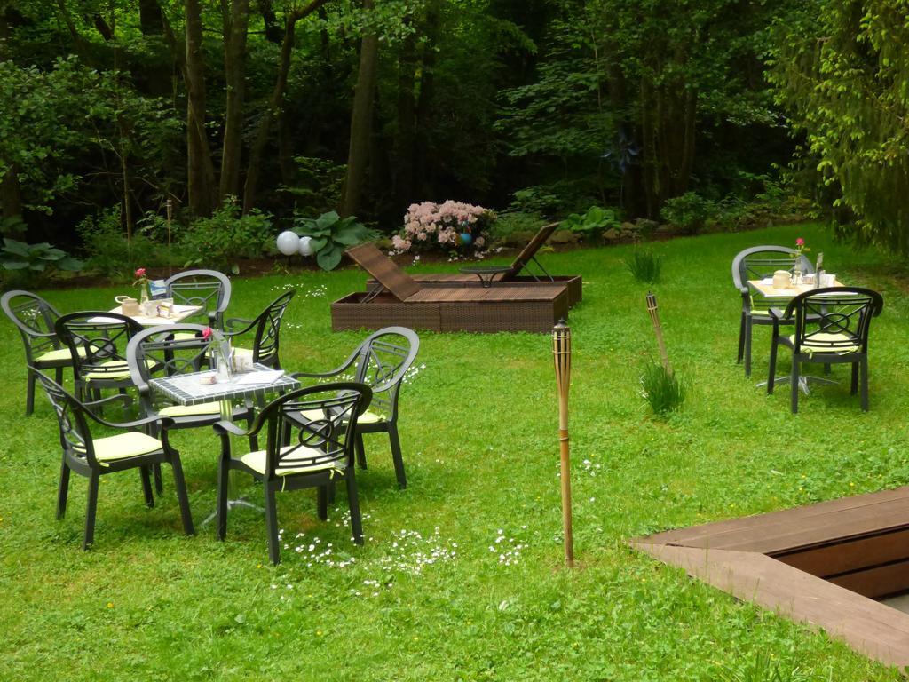 Wald Villa Uessbach Alf Bagian luar foto