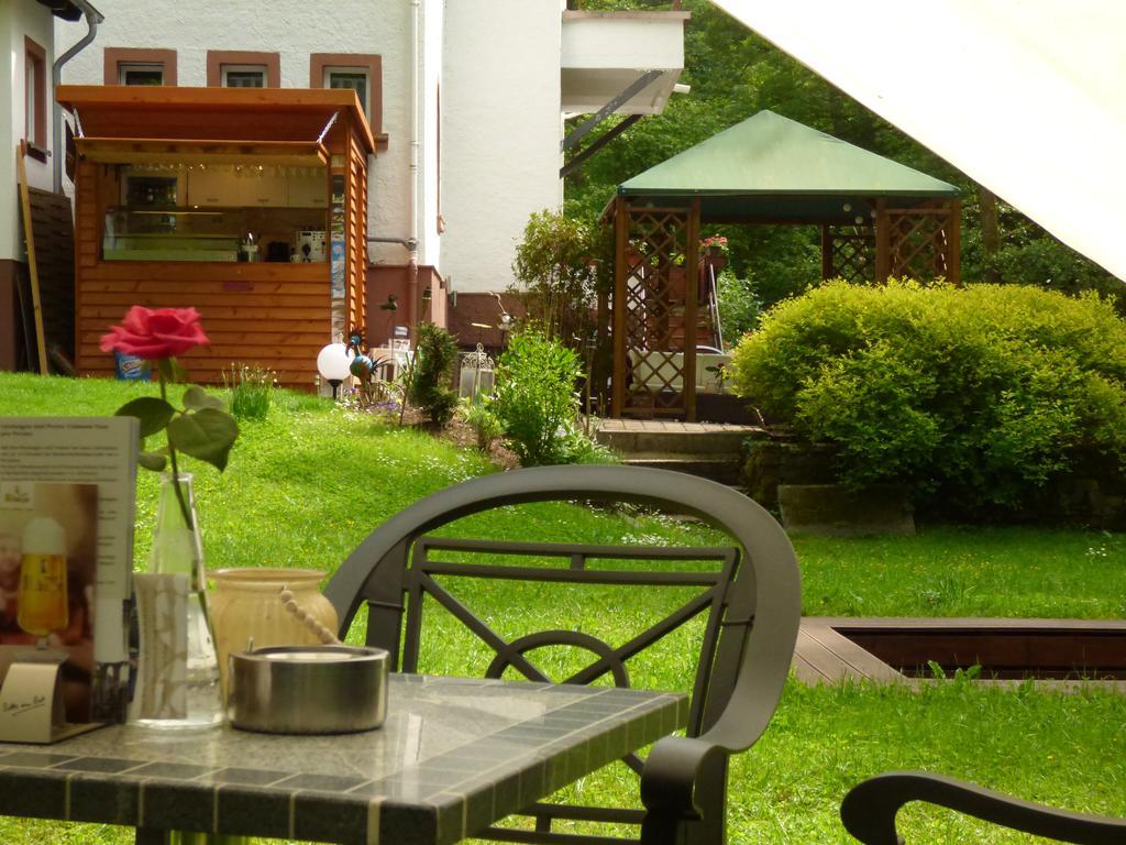 Wald Villa Uessbach Alf Bagian luar foto